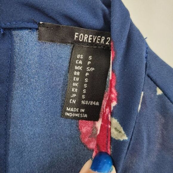 FOREVER 21 Floral Navy Long Sleeve Blouse Womens Size Small S - Picture 2 of 2